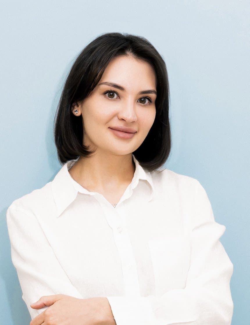 Анна Ташметова